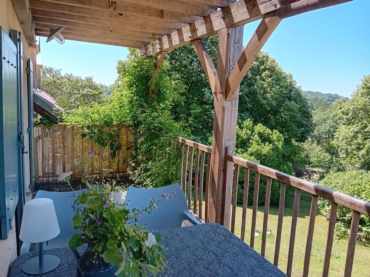Domaine La Borniotte Apartamento Saint-Alvère Exterior foto